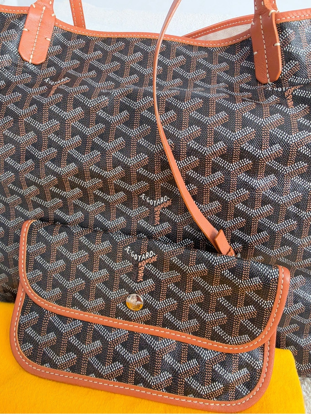 Goyard Brown & Tan Saint Louis Tote - Picture 2 of 16